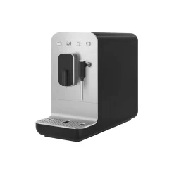 Espressomaskin med melkeskummer, matt svart