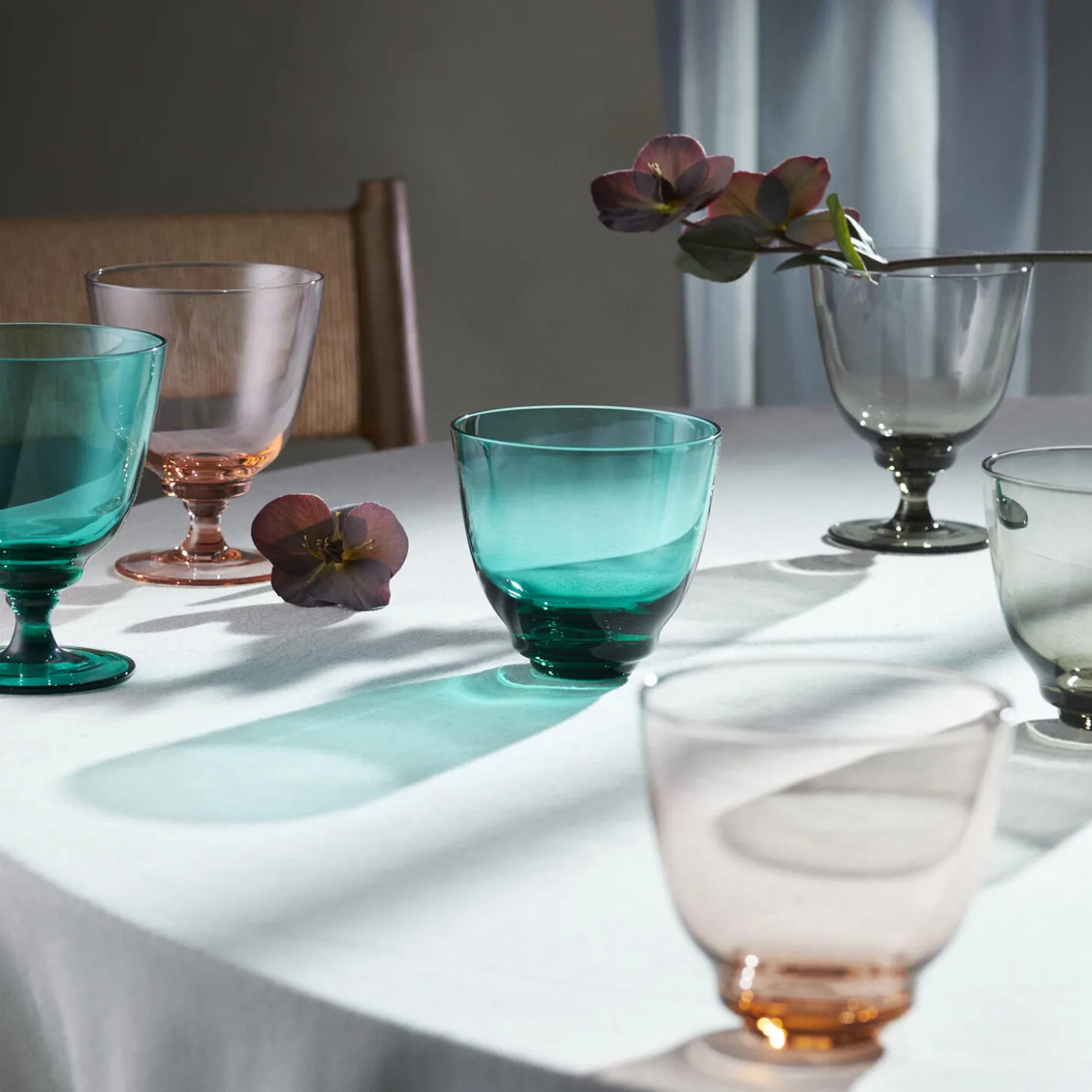 Flow glass med stett, smaragdgrønn