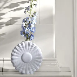 Flower Vase Prestekrage