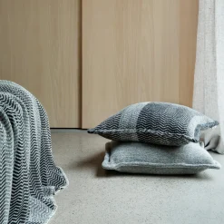 Fri Pute, Gray Day