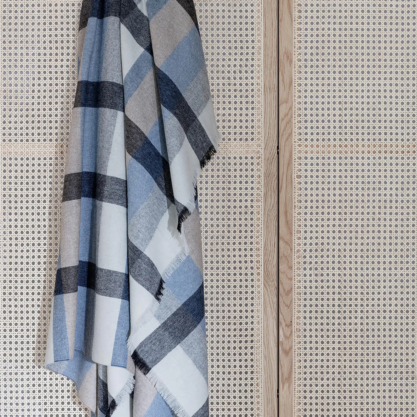 Intersection pledd, ocean blue/white/grey