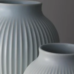 Knabstrup vase ripple, mat ice blue
