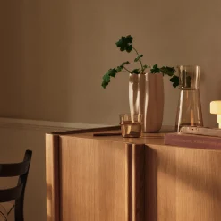 Nium Vase, off-white