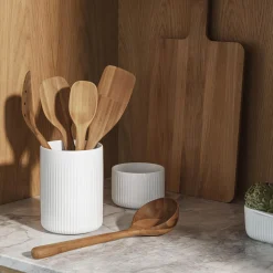 Nordic kitchen Stekespade