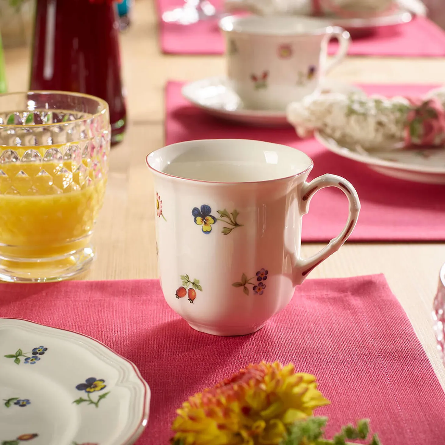 Petite Fleur krus, hvit