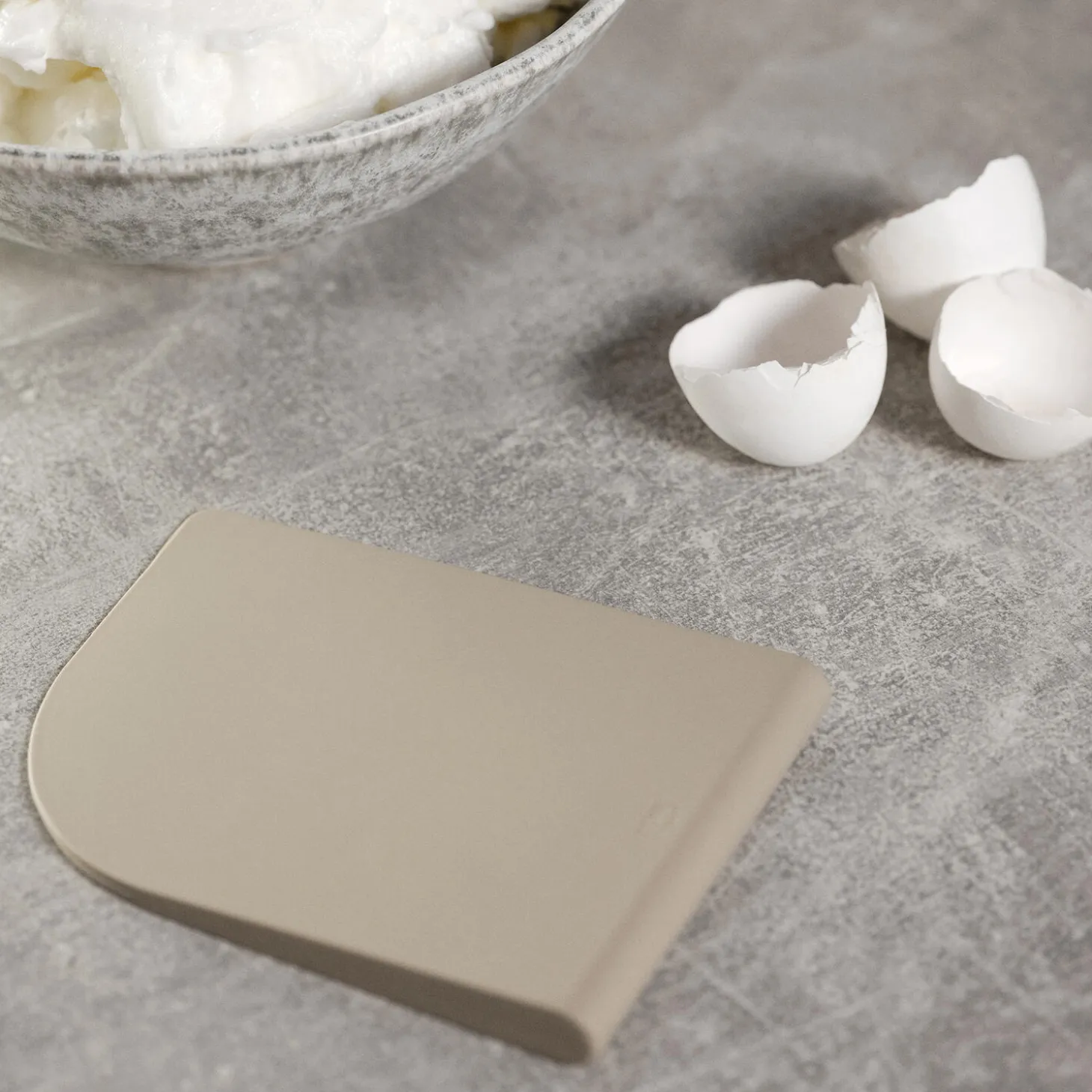 Singles multiskrape, soft taupe