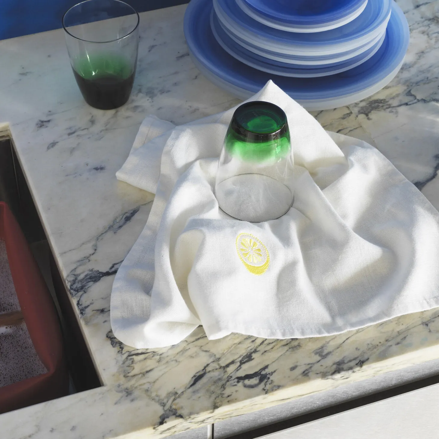 Yummy Tea Towel, lemon