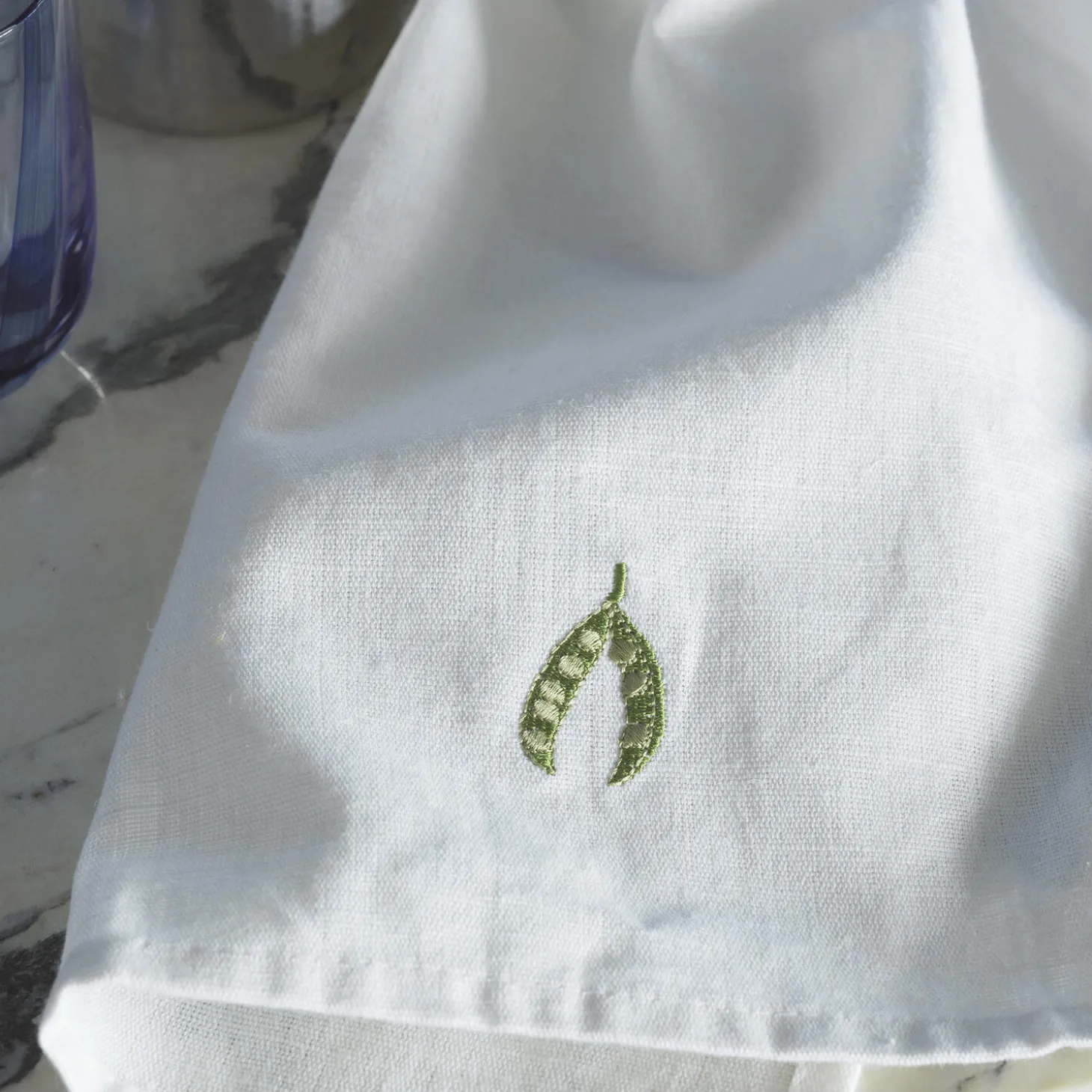 Yummy Tea Towel, peas